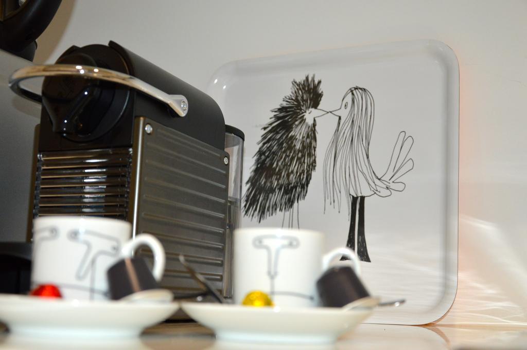 Visit Lisbon 4Fun - Anjos Apartment Exterior photo